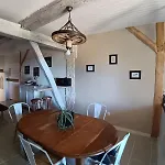 Holiday home Grand Espace 140m2 Dans Ferme Familiale Laguian-Mazous