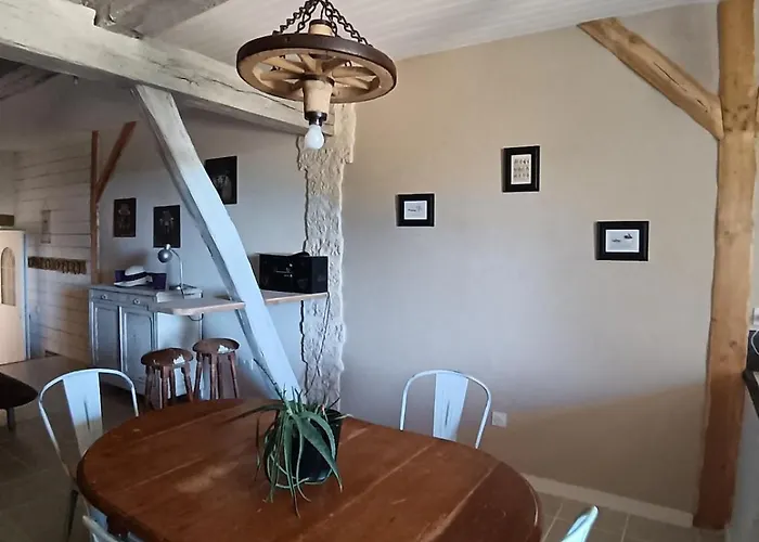 Holiday home Grand Espace 140m2 Dans Ferme Familiale Laguian-Mazous