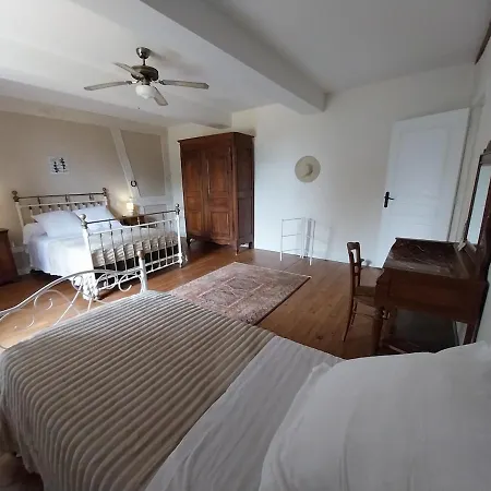 Grand logement 140m2 pour 6 personnes Hébergement de vacances *