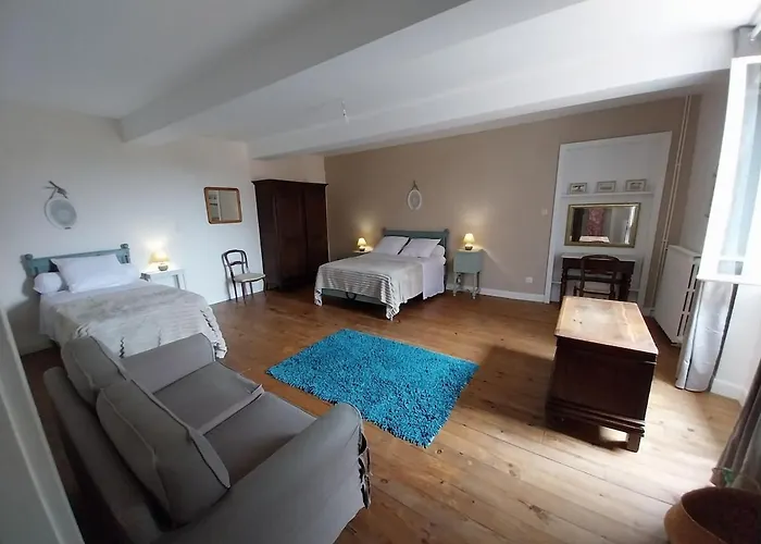 Grand Espace 140m2 Dans Ferme Familiale * Laguian-Mazous